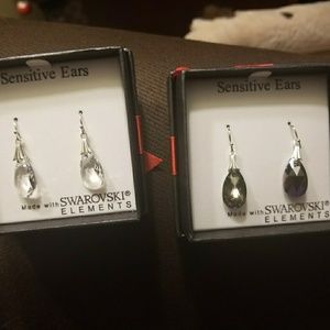 Set of 2 boxed Swarovski Elements/Sensitive Ears